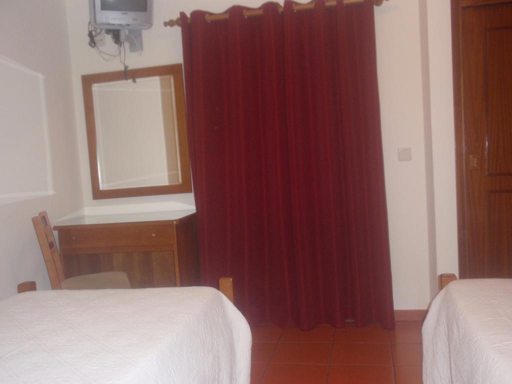 Residencial Idalio Hotel Одемира Стая снимка